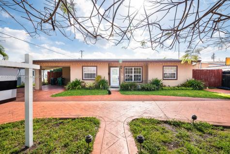 3411 SW 105th Court Miami FL 33165