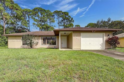 247 SE Voltair Terrace Port St. Lucie FL 34983