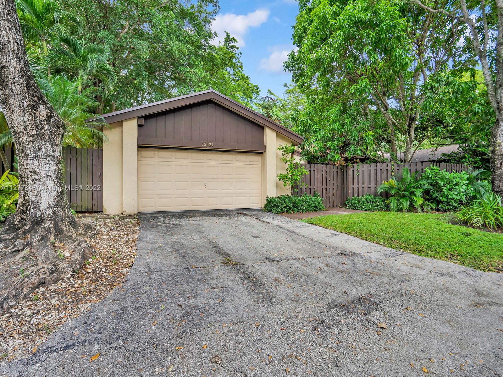 13524 SW 108th Street Circle N Miami FL 33186