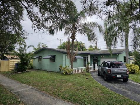 6391 Raleigh Street Hollywood FL 33024