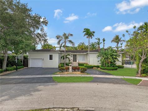 8431 SW 29th Street Miami FL 33155