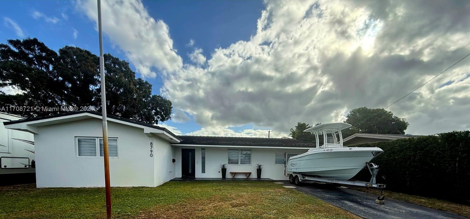 8790 NW 15th Street Pembroke Pines FL 33024