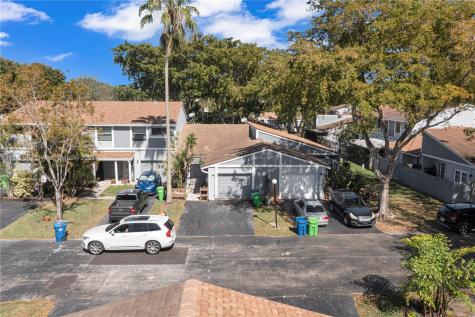 7827 NW 41st Street Sunrise FL 33351
