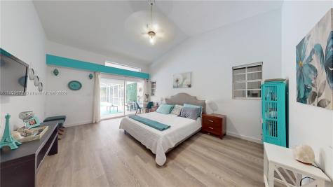 7840 SW 182nd Terrace Palmetto Bay FL 33157