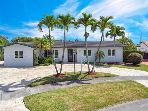 10223 SW 17th Street Miami FL 33165