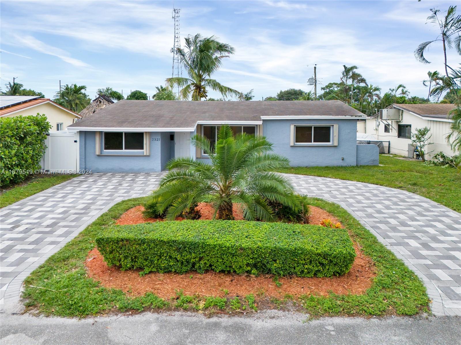 2321 N 69th Way Hollywood FL 33024