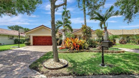 9324 NW 10th Street Plantation FL 33322