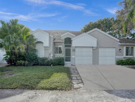 9238 Vineland Court Boca Raton FL 33496