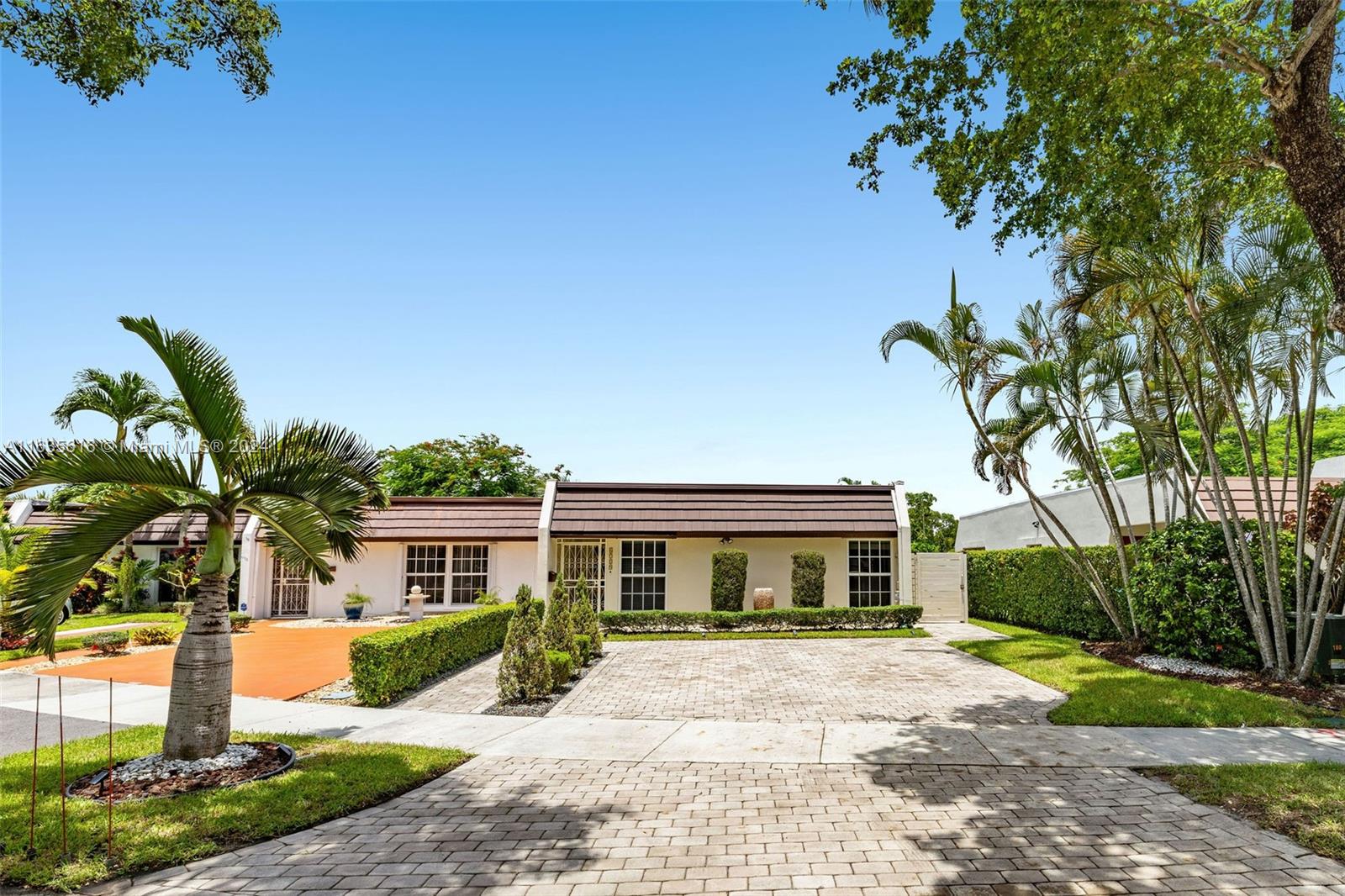 6729 Crooked Palm Lane Miami Lakes FL 33014