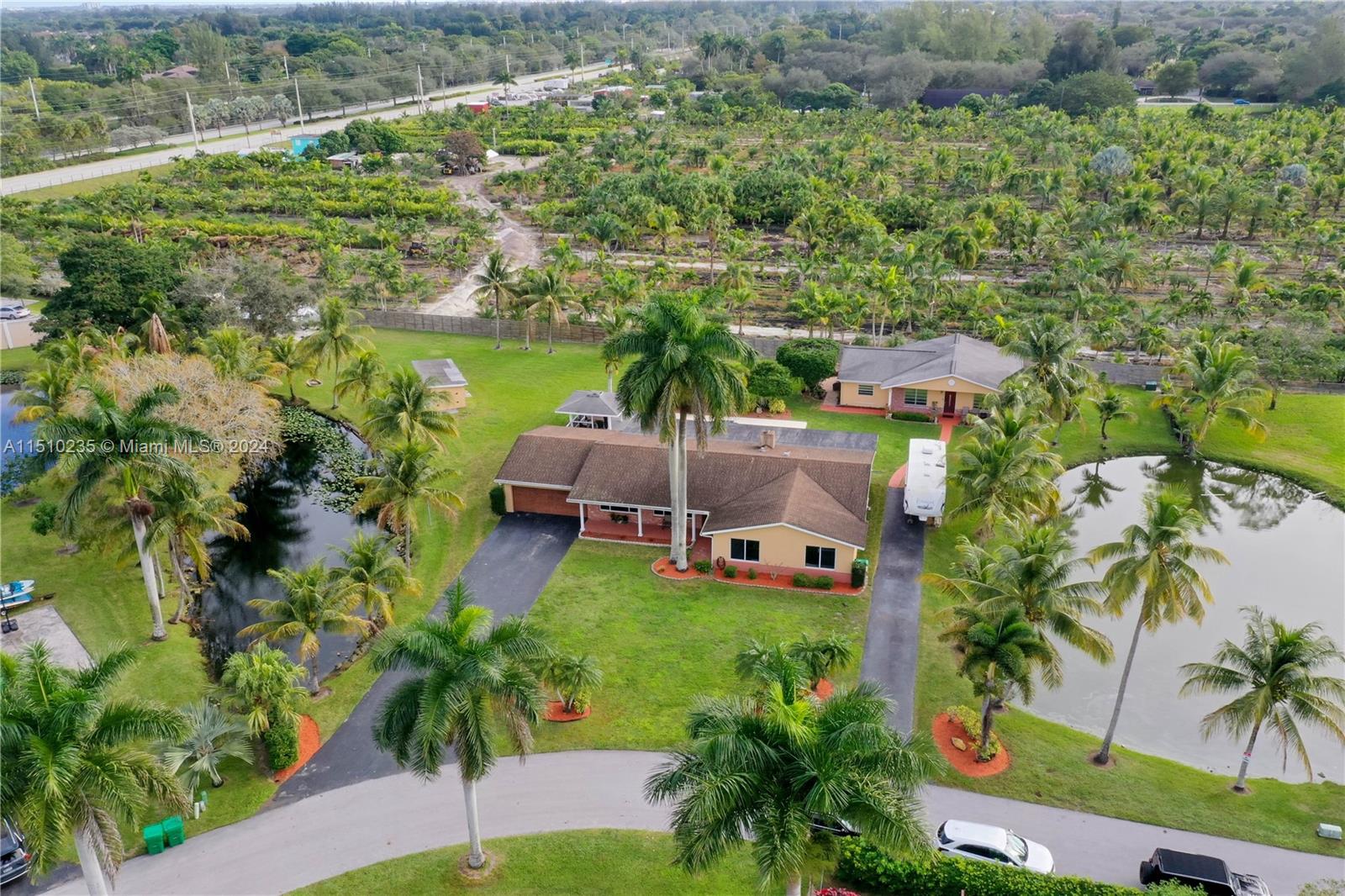 4725 SW 109th Terrace Davie FL 33328