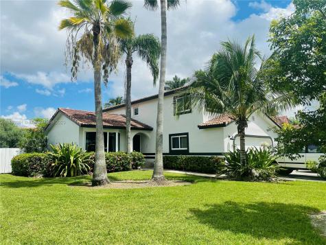 18364 NW 61st Avenue Hialeah FL 33015