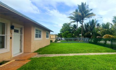 125 NE 193rd Street Miami FL 33179