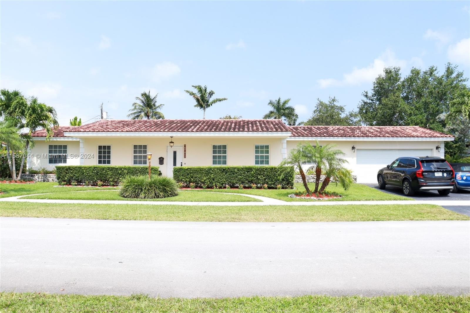 8701 SW 86th Court Miami FL 33143