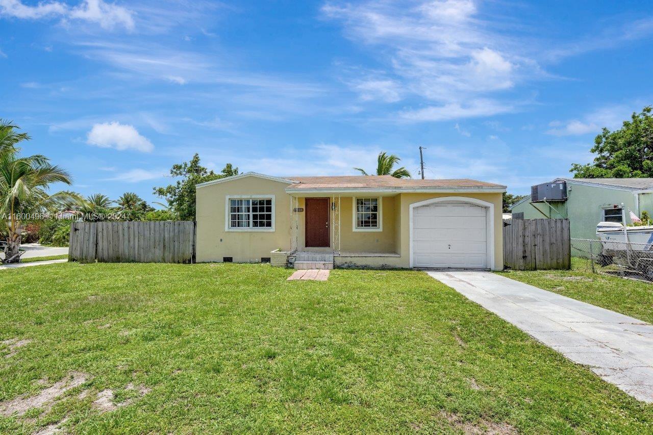 2504 Wiley Court Hollywood FL 33020
