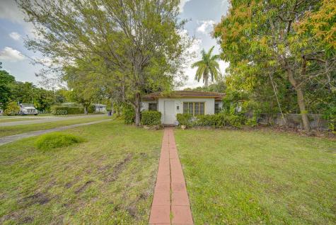 1501 La Baron Drive Miami Springs FL 33166