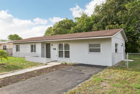 3270 NW 197th Street Miami Gardens FL 33056