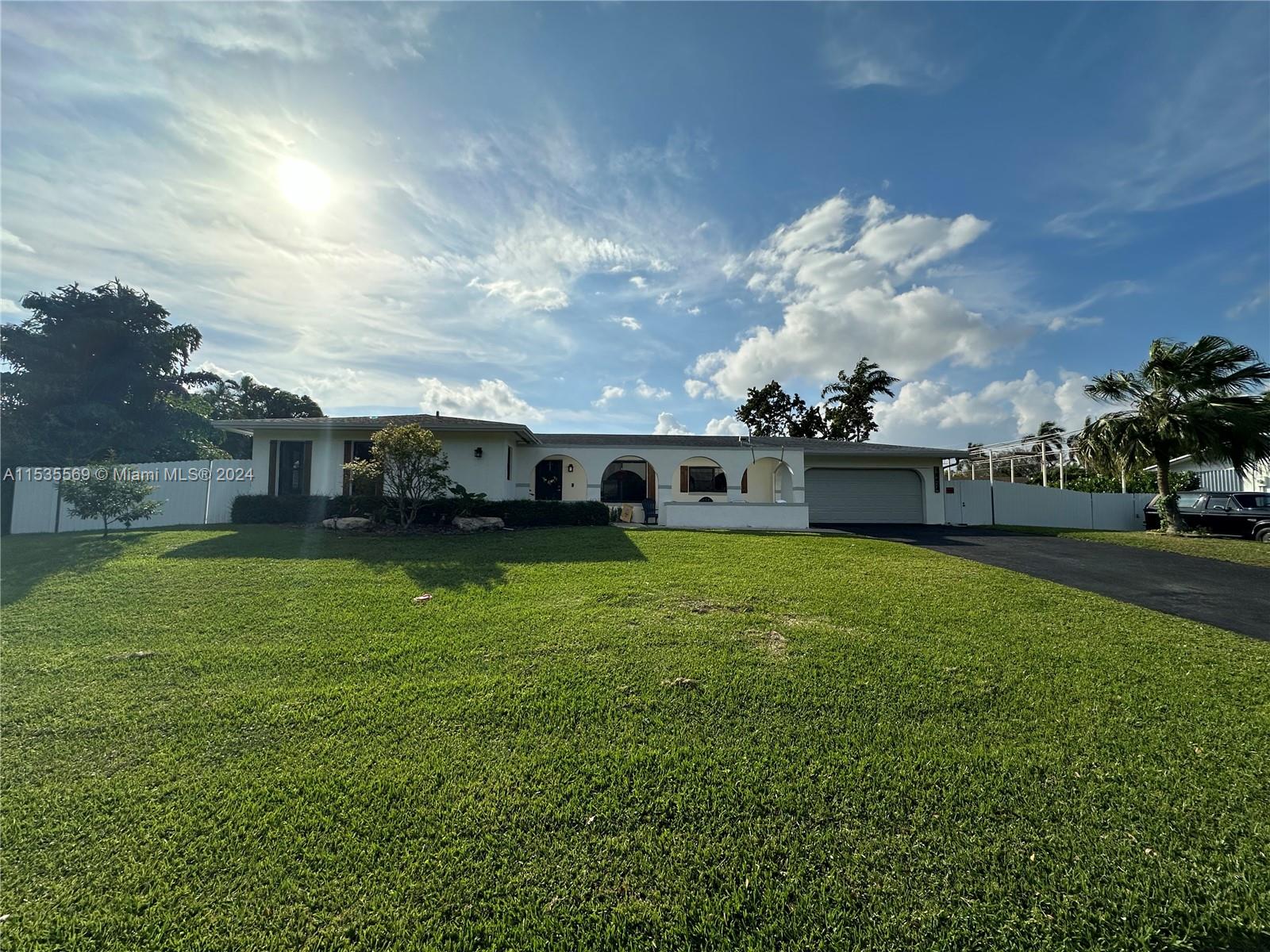 18424 SW 87th Court Cutler Bay FL 33157
