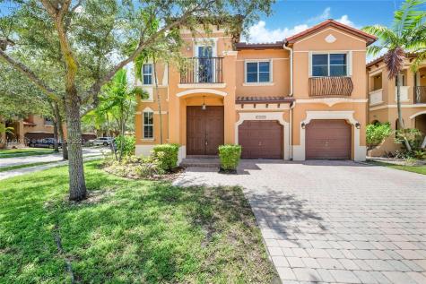 15416 SW 31st Street Miami FL 33185