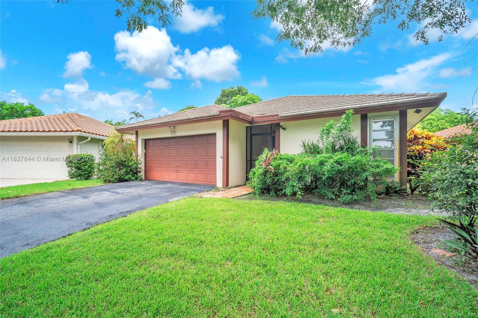 1762 Riverwood Lane Coral Springs FL 33071