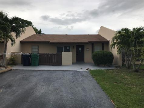 12105 SW 110th Street Circle N Miami FL 33186
