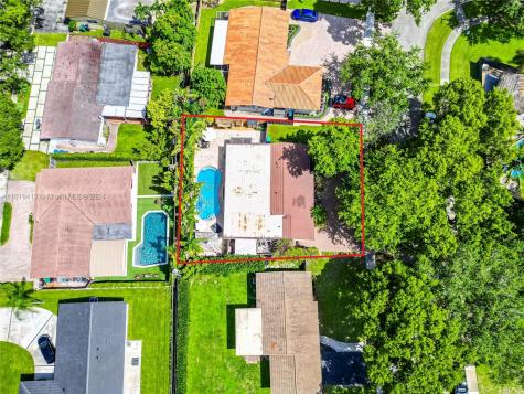 14311 Lake Saranac Avenue Miami Lakes FL 33014