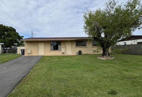 10341 SW 50th Street Miami FL 33165