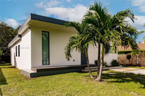 14000 NE 16th Court North Miami FL 33181