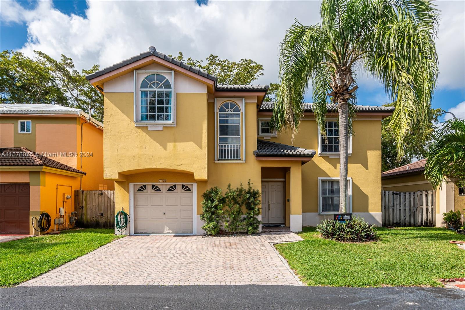 9136 SW 215th Terrace Cutler Bay FL 33189