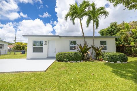 13511 SW 265th Terrace Homestead FL 33032