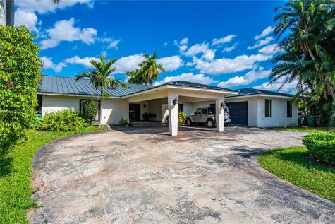 13851 SW 38th Street Miami FL 33175