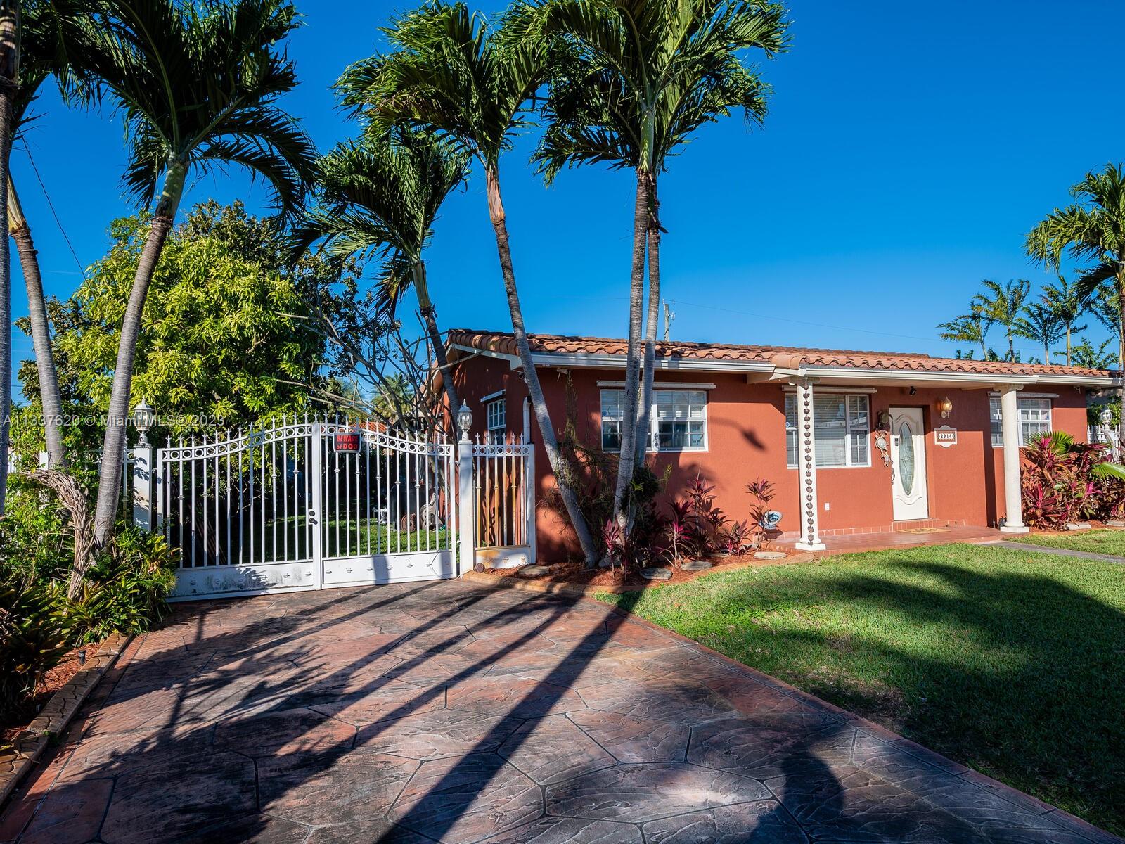 2914 SW 103rd Court Miami FL 33165