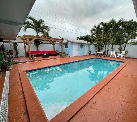 7613 Shalimar Street Miramar FL 33023