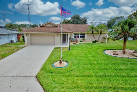 3016 Jacaranda Avenue Lake Placid FL 33852