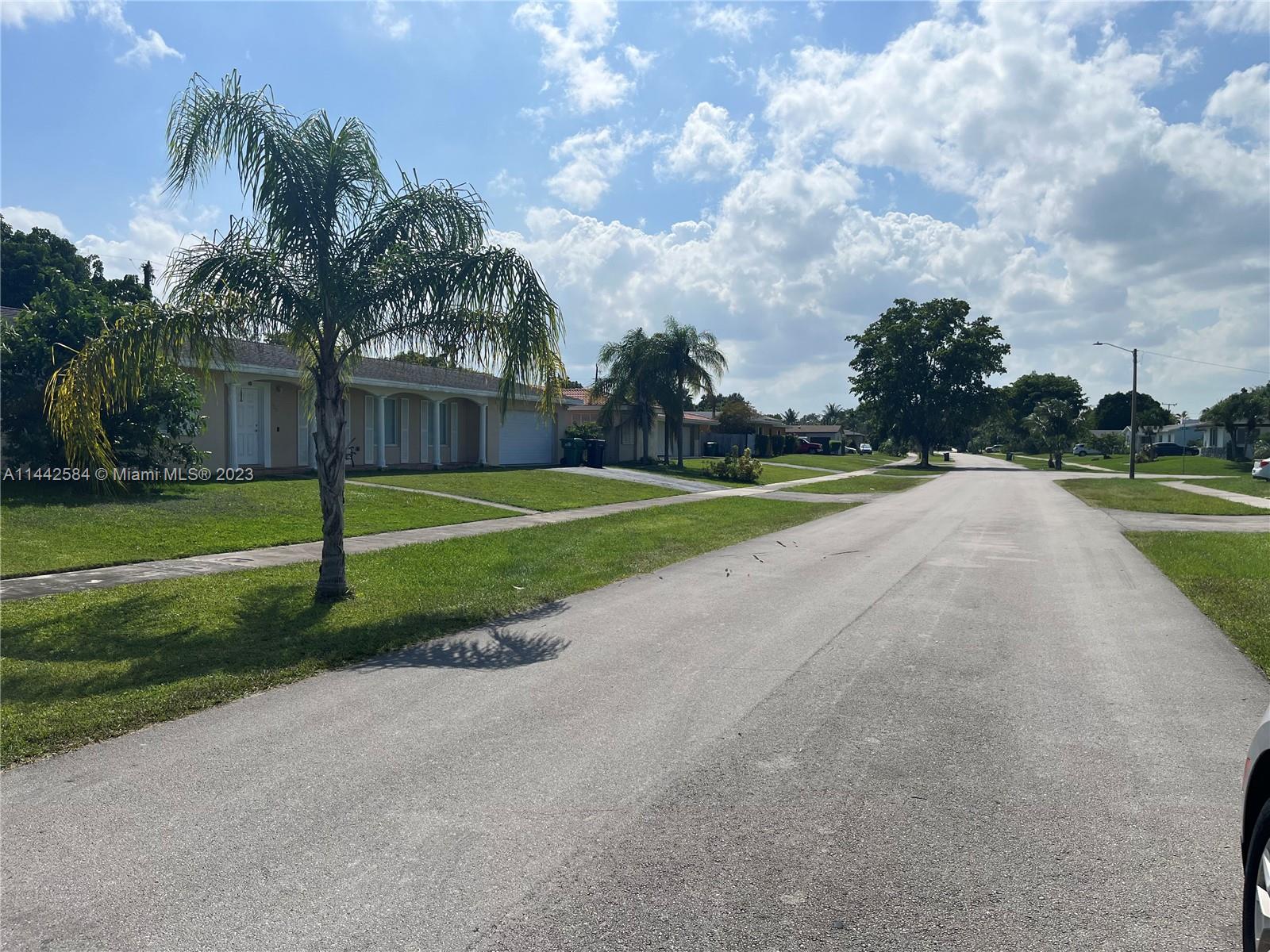 9750 SW 157th Terrace Miami FL 33157