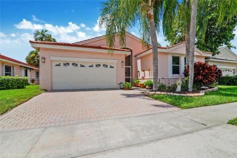 1612 SW 149th Avenue Pembroke Pines FL 33027