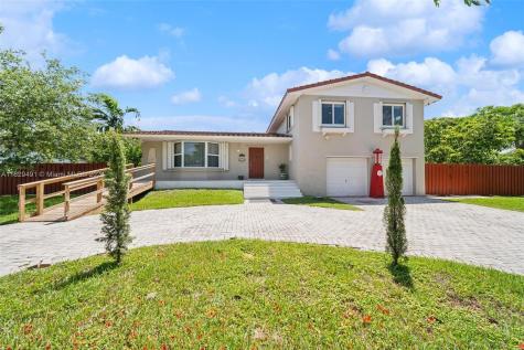 9501 SW 105th Avenue Miami FL 33176