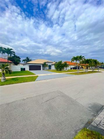25254 SW 122nd Place Homestead FL 33032