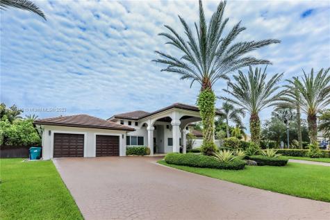 17610 SW 80th Court Palmetto Bay FL 33157