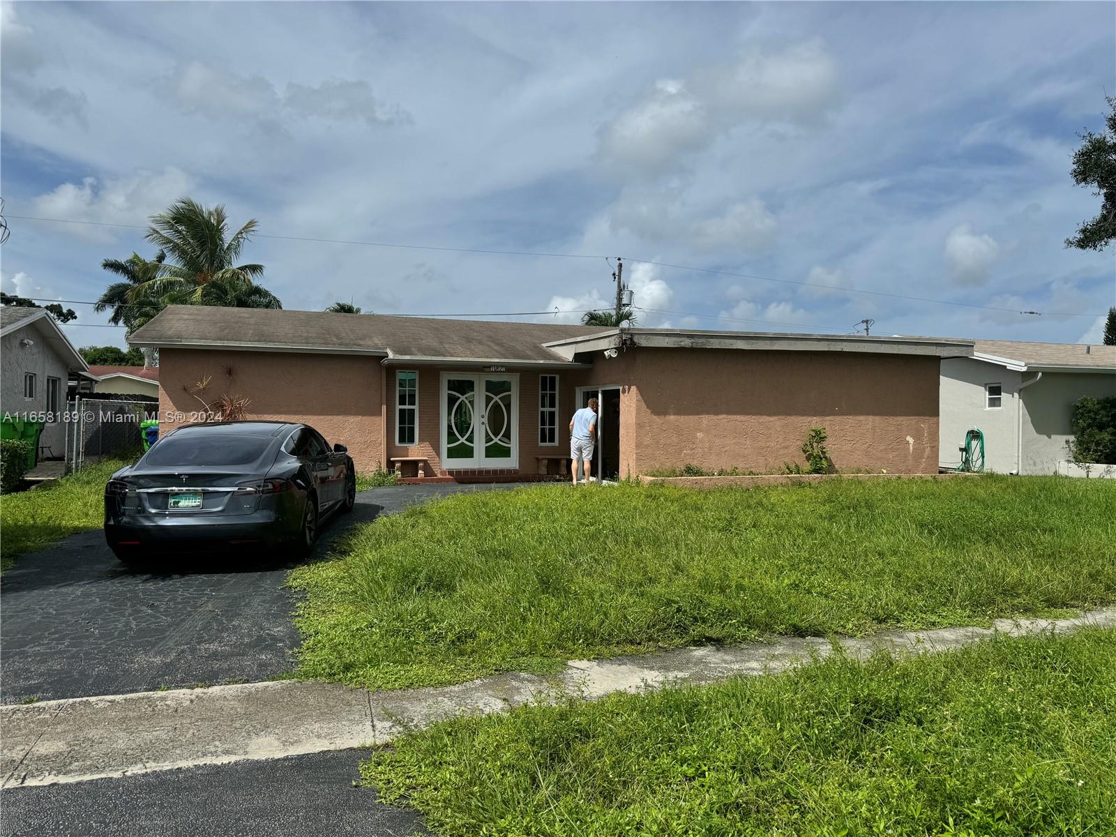 11821 NW 30th Place Sunrise FL 33323