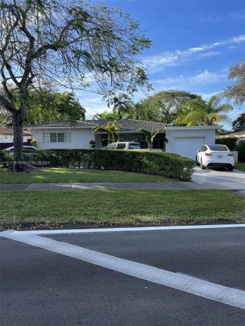 900 Meadowlark Avenue Miami Springs FL 33166