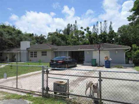 14836 NE 2nd Avenue Miami FL 33161