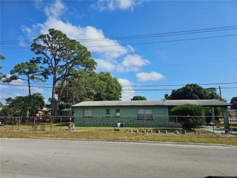 1201 N 24th Street Fort Pierce FL 34950
