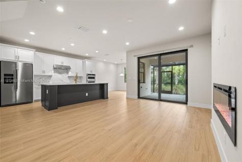 13053 Pembroke Drive Naples FL 34105