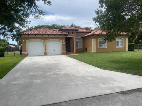 32050 SW 204th Avenue Homestead FL 33030