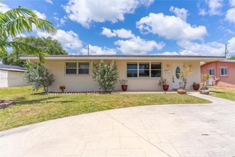 1410 NW 79th Terrace Pembroke Pines FL 33024