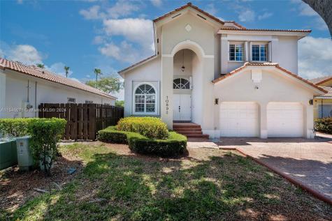 10892 NW 58th Terrace Doral FL 33178