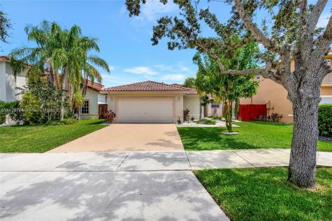 154 Vista Luna Drive Davie FL 33325