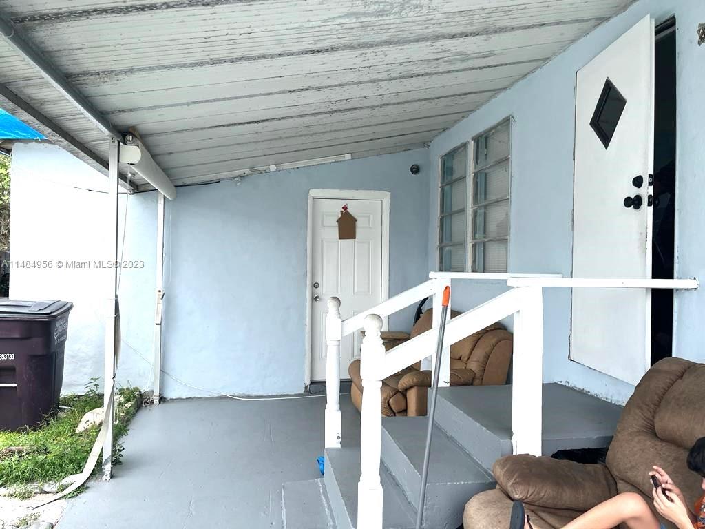 11327 NW 1st Street Miami FL 33172