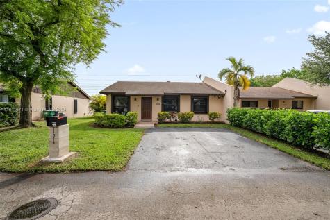 11914 SW 125th Place Miami FL 33186