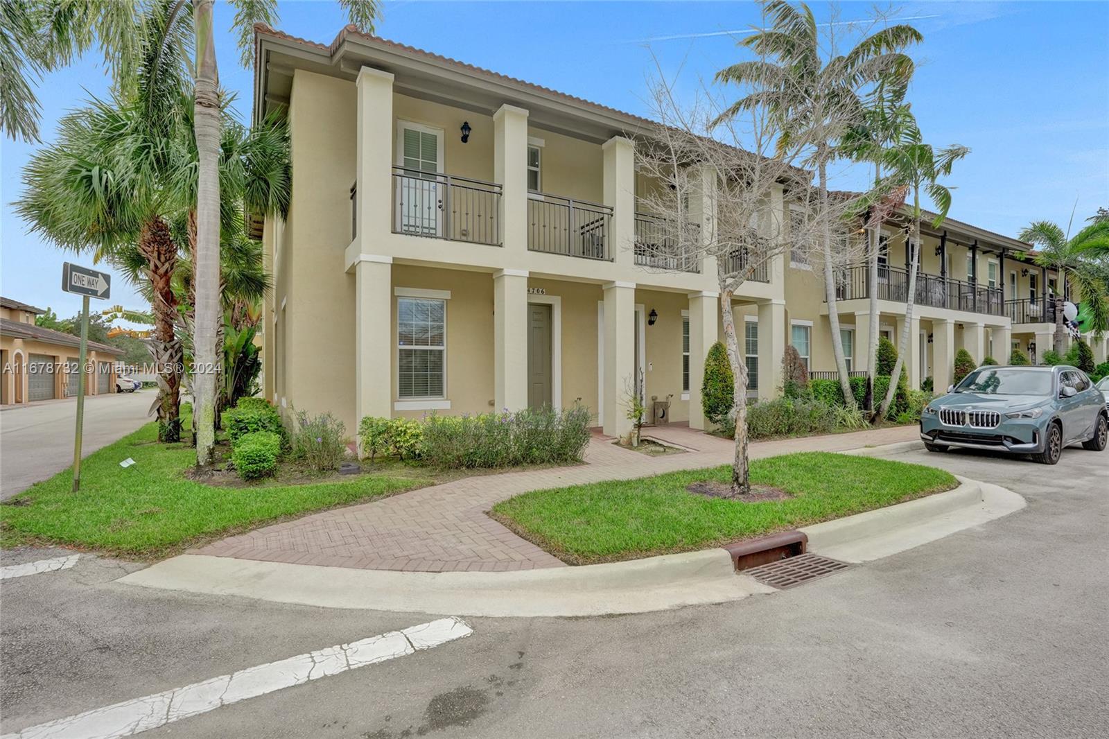 14706 SW 12th Street Pembroke Pines FL 33027